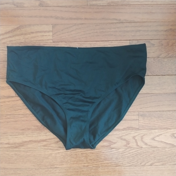 Fullfitall Swimsuits Black Bottom   sz 20 - Picture 2 of 6